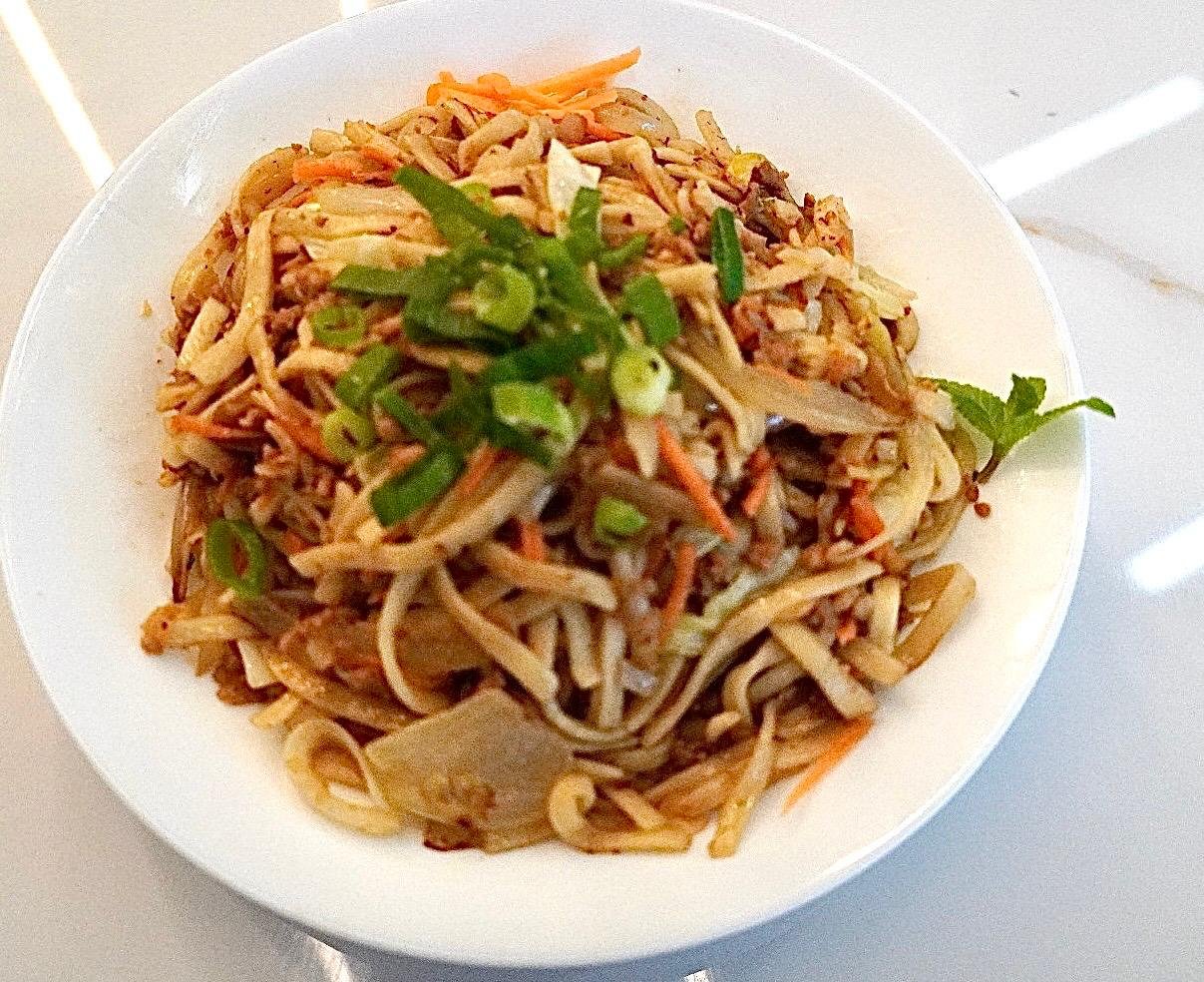 NS PO.Nouilles sautées au porc